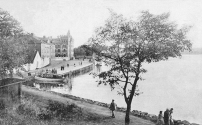 Farstaviken, Gula Byggningen och Posthuset i Gustavsberg